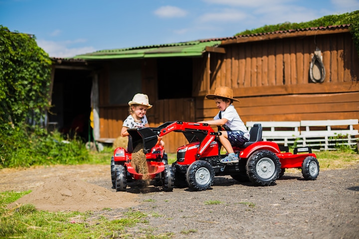 Actual product image Falk Toys Massey Ferguson tractor + trailer L