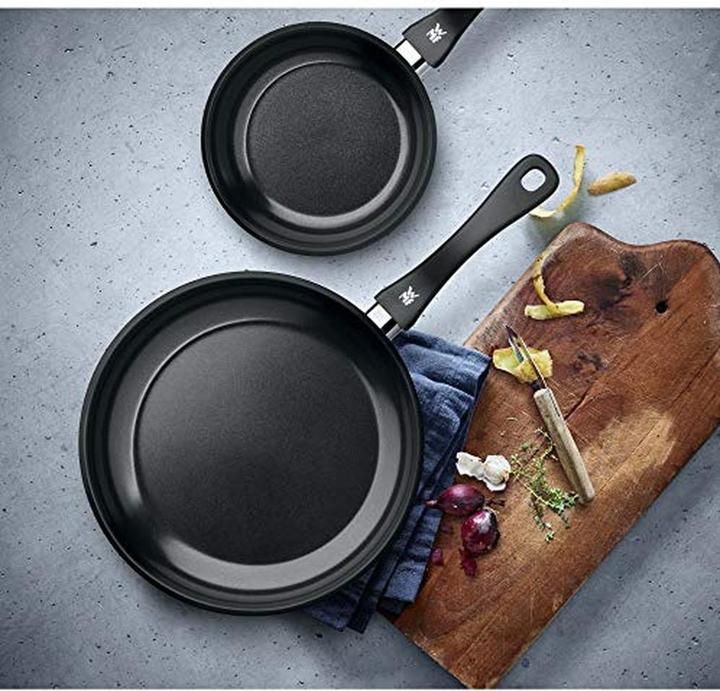 Immagine prodotto WMF Set di padelle Padella (28 cm, Set di pentole e padelle da cucina, Acciaio inossidabile)