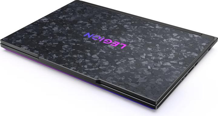 Produktbild Lenovo Legion 9 3D (18", 2000 GB, 64 GB, CH, Intel Core Ultra 9 275HX)