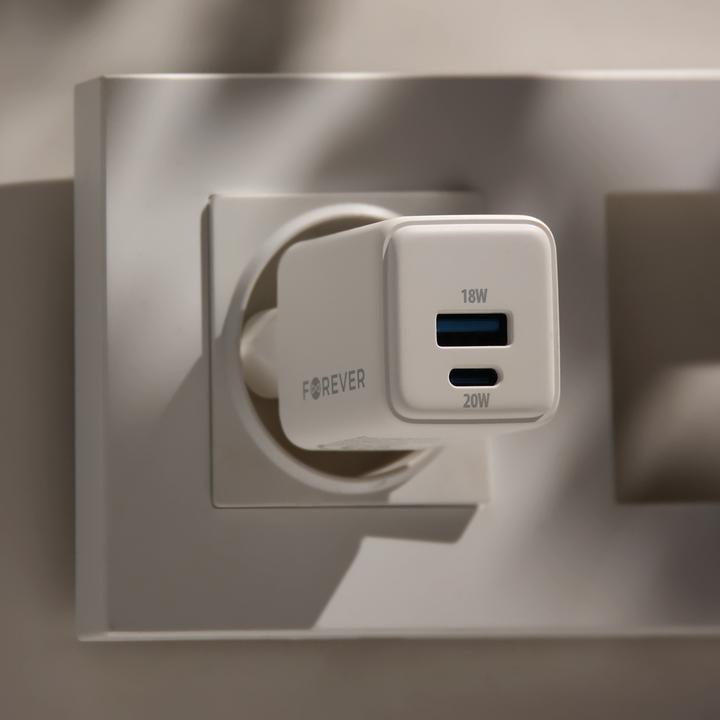 Image du produit Forever TC-08-20AC GaN PD QC charger 1x USB-C 1x USB 20W white (20 W)