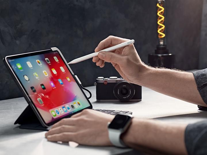 Produktbild Epico Docking Station Type-C Hub Ipad (USB-C, 4 Ports)