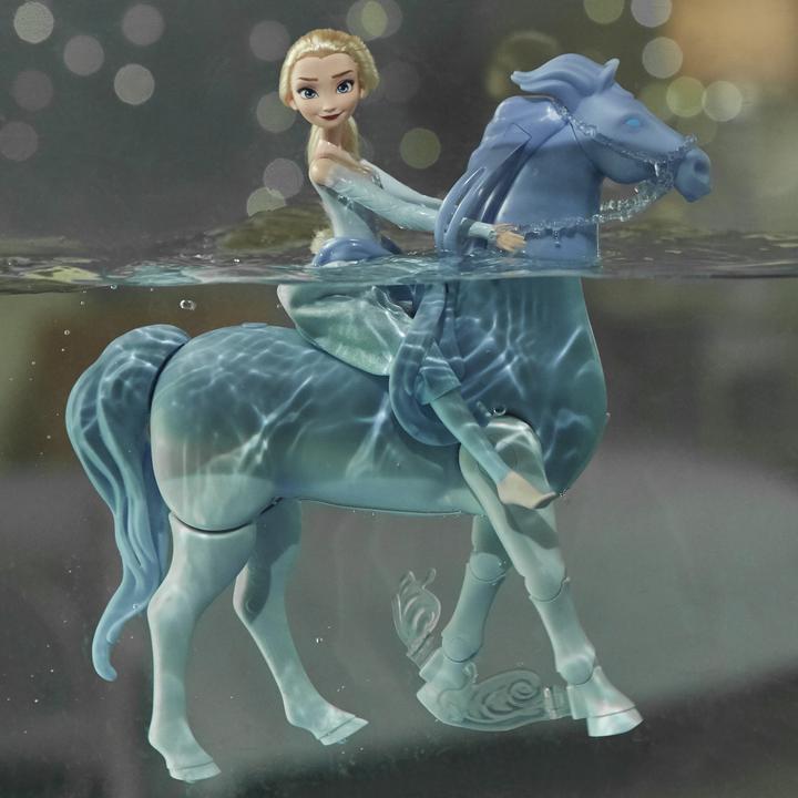 Produktbild Hasbro Wasserzauber und Landspass Elsa & Nokk