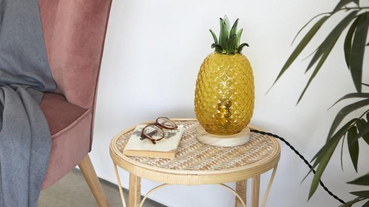 Actual product image TOP Table lamp pineapple