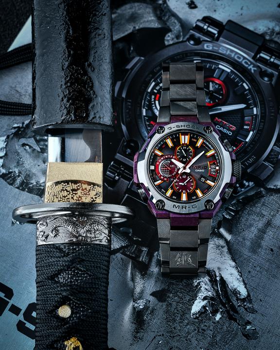 Produktbild G-Shock MRG-G2000GA- GASSAN (Chronograph, Hybrid Uhr, Analoguhr, 54.70 mm)