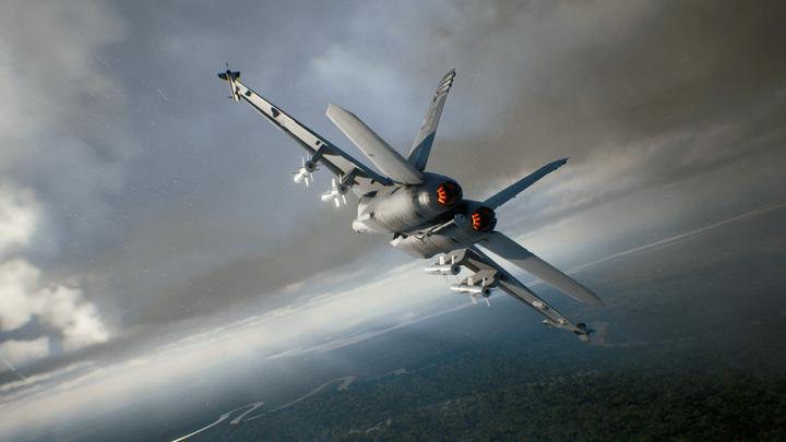 Actual product image Bandai Namco Ace Combat 7: Skies Unknown (PS4, EN)