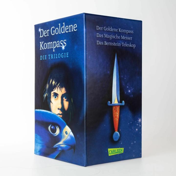 Actual product image Der Goldene Kompass. Die Trilogie (Philip Pullman, German)