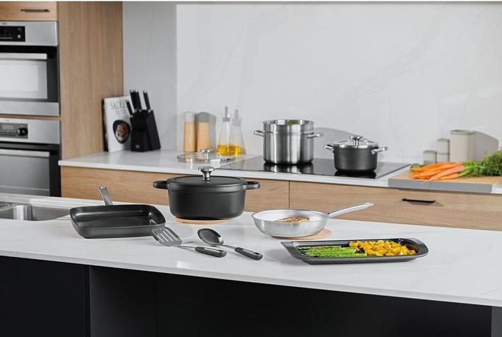 Actual product image BergHoff Leo Recycled Plancha Graphite