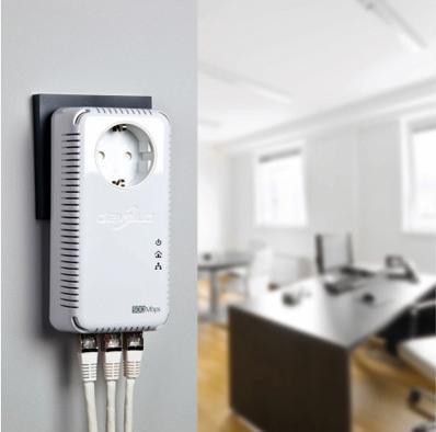 Produktbild Devolo dLAN 500 AVtriple+ (500 Mbit/s)