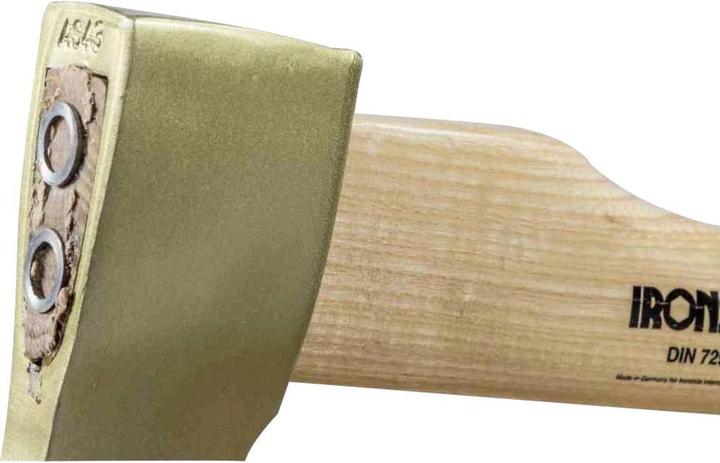 Actual product image Ironside Axe w/Handle 1,6 kg