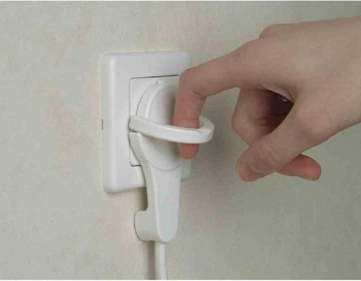 Actual product image Kopp 172005030 Earthing contact flat plug 230 V Black IP20 (CEE 7/7)