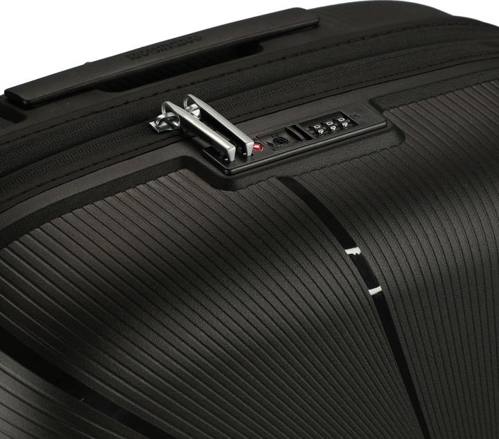 Actual product image American Tourister Suitcase & Trolley Starvibe Spinner 67 EXP (70 l)