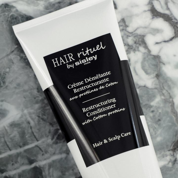Actual product image Hair Rituel by Sisley Crème Démêlante Restructurante (200 ml)