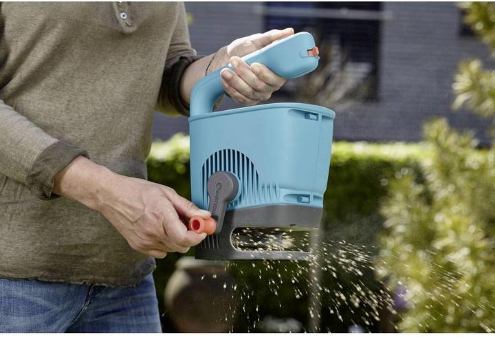 Actual product image Gardena Hand spreader M