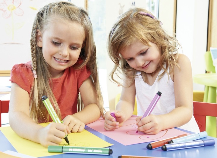 Produktbild STABILO Trio Scribbi Gefederter Dreikant-Filzstift (Mehrfarbig, 8 x)