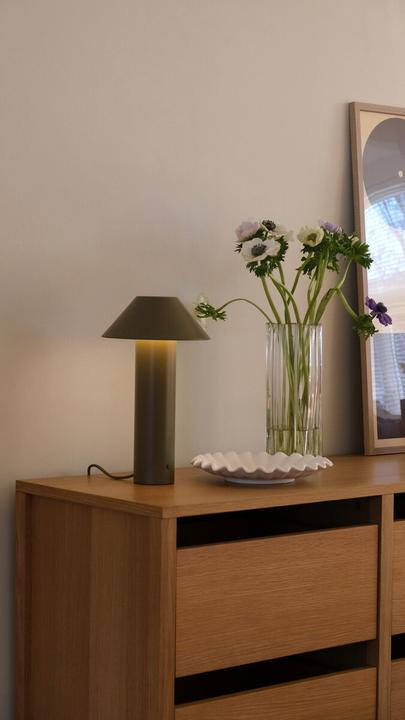 Actual product image Hübsch Tower Table Lamp Dark green