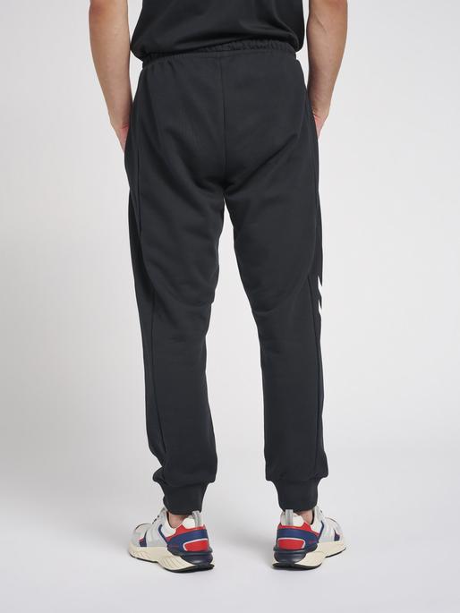 Actual product image hummel Legacy Graham Regular Pants (XS)