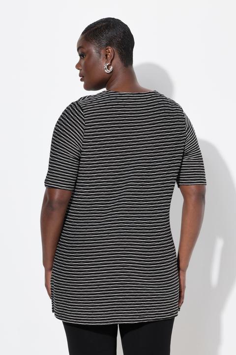 Image du produit Ulla Popken T-shirt col rond et manches courtes, petite barrette métallique, coupe Classic (50, 52)
