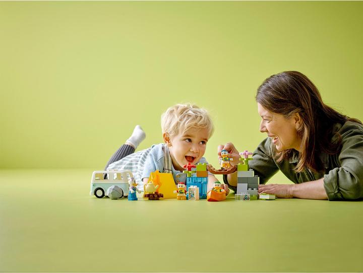 Actual product image LEGO Camping adventure (10997)