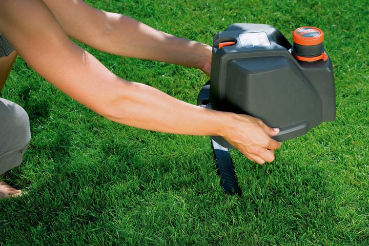 Produktbild Gardena Comfort Vielflächenregner Aqua Contour (Flächenregner)