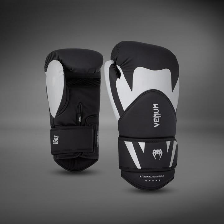 Actual product image Venum Challenger 4.0 Boxhandschuhe (10 OZ)