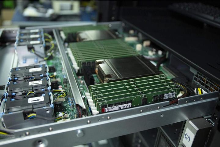 Produktbild Kingston KTD-PE548D4-64G (1 x 64GB, 4800 MHz, DDR5-RAM, DIMM)