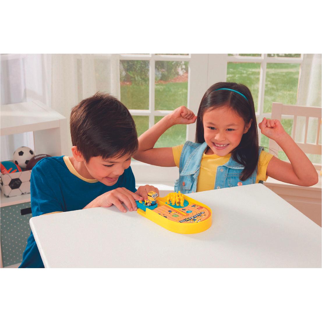 Thumbnail - Epoch Minions U-Turn Bowling (Deutsch)