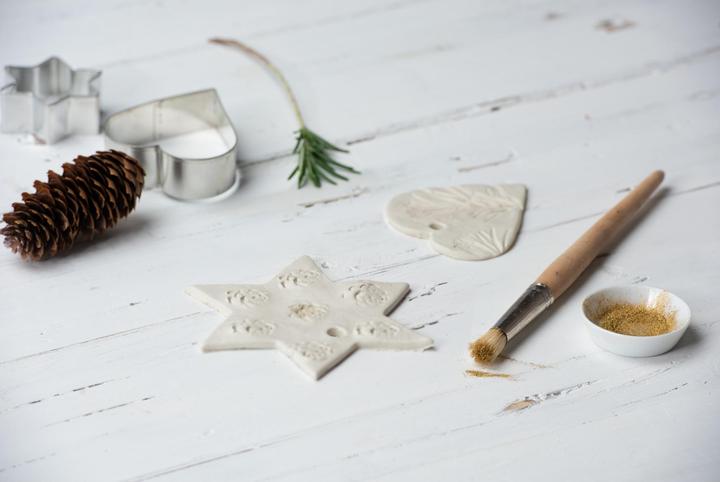 Actual product image Kaiser Cookie Cutter in Storage Box