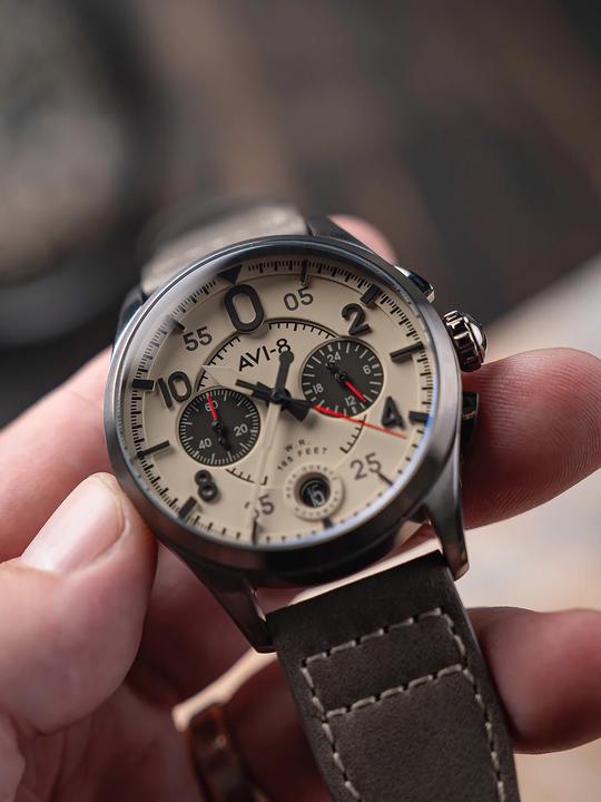 Actual product image AVI-8 AV-4089-06 Spitfire Lock (Chronograph)