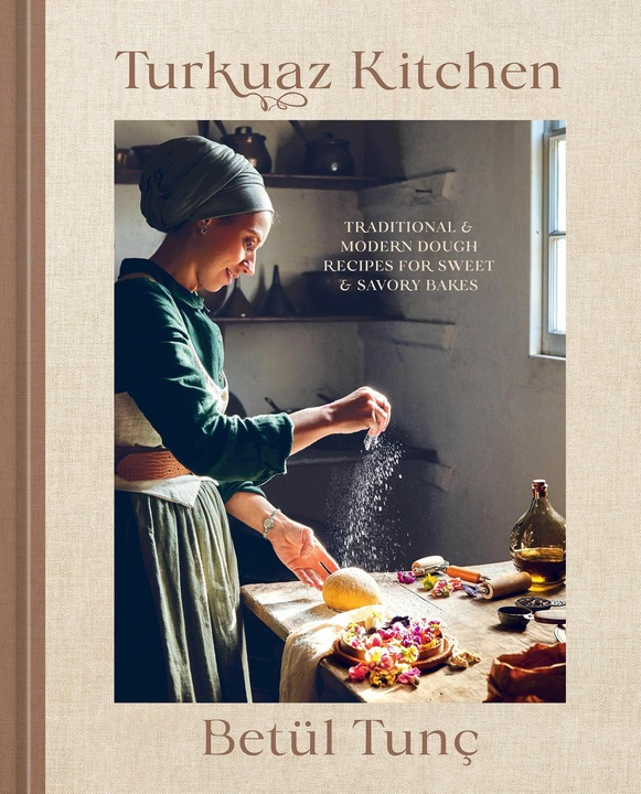 Immagine prodotto Turkuaz Kitchen: Comforting Recipes for Delicious Sweet & Savoury Bakes (Inglese, Tunc Betul, 2024)