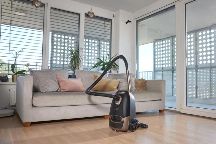 Produktbild Gorenje Staubsauger - VCE48AFBKGO -
