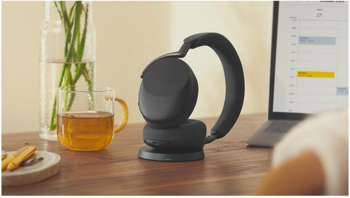 Produktbild Jabra Evolve3 85 UC + Ladestation (Kabellos, USB-A, Unify)