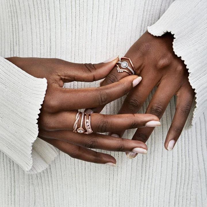 Immagine prodotto Pandora Un alone scintillante (54, 925 Argento)