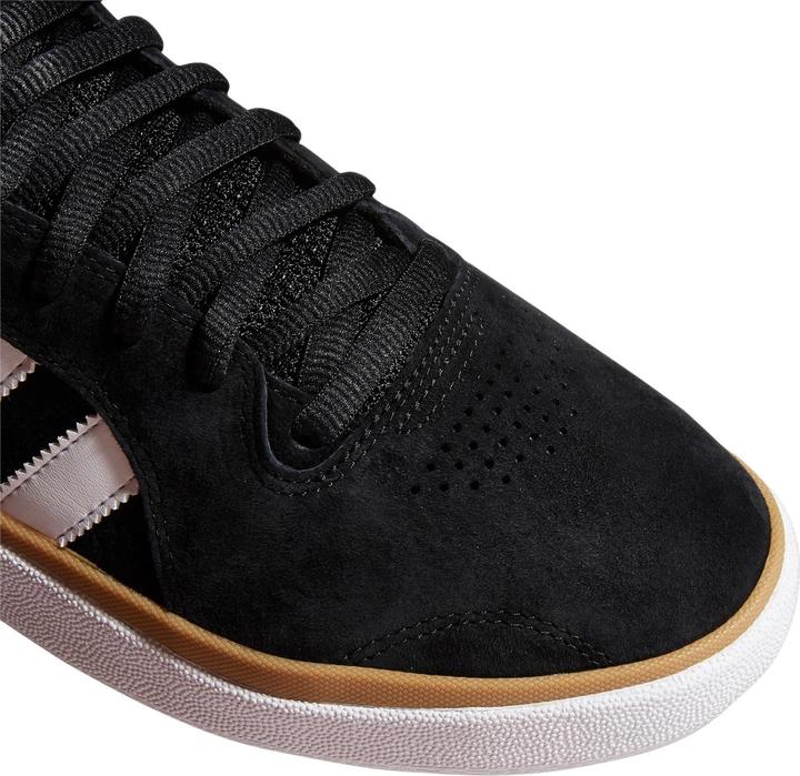 Produktbild adidas Tyshawn (38)
