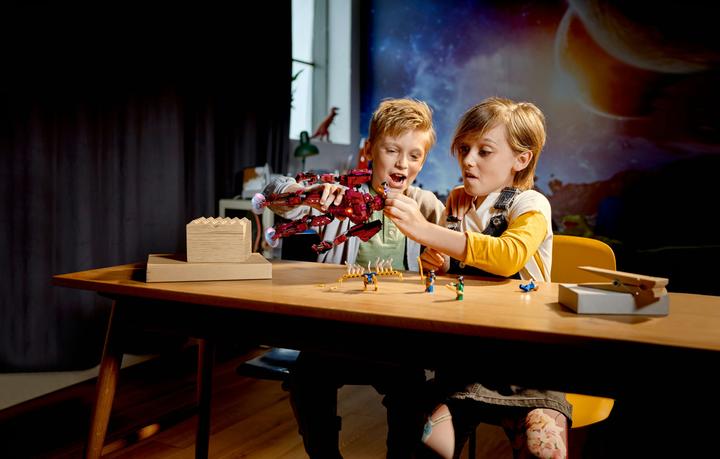 Produktbild LEGO In Arishems Schatten (76155, LEGO Marvel)