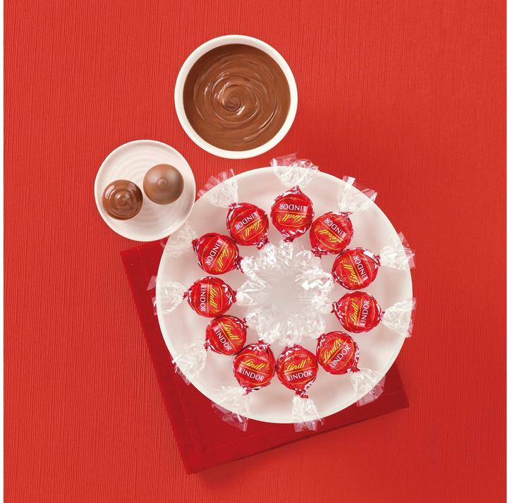 Actual product image Lindt Lindor Maxi Ball (550 g)