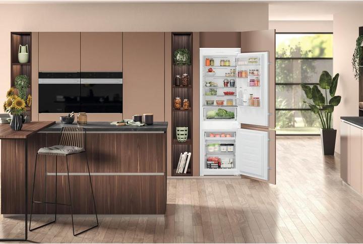 Produktbild Hotpoint HAC18 T112 Einbau-Kühlschrankkombination (250 l)