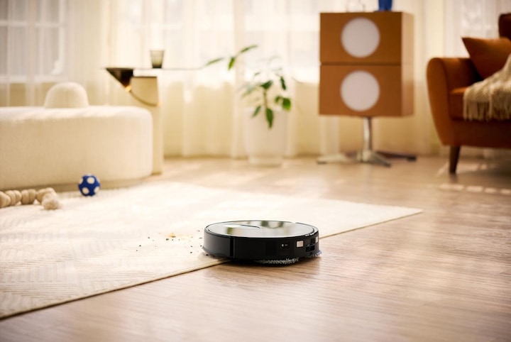 Actual product image Roborock Qrevo Slim (Vacuum mopping robot)