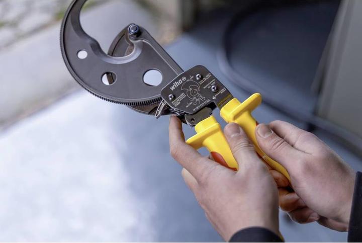 Image du produit Wiha Pince coupe-câbles electric jusqu’à 500 mm² avec fonction de cliquet (300 mm)