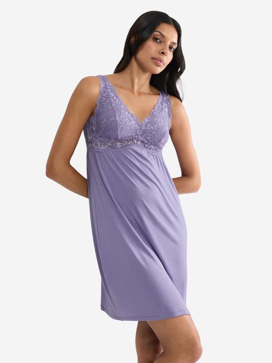 Produktbild Triumph Nachthemd Red Label Timeless Sensuality (36)