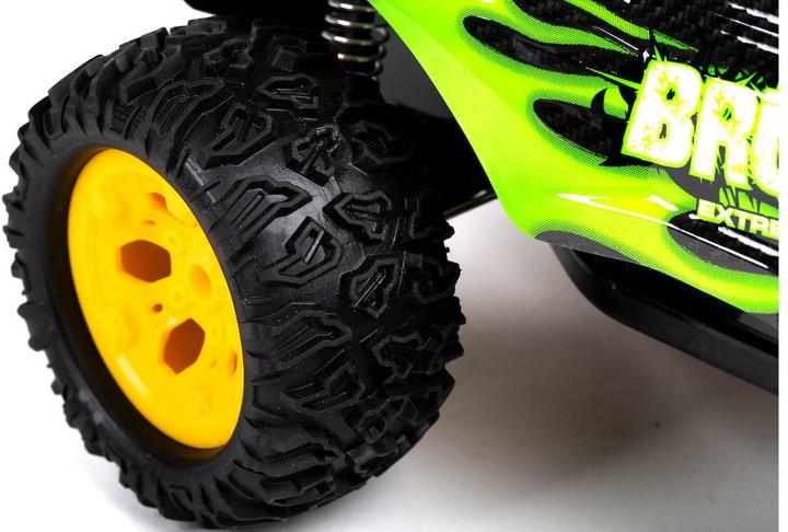 Actual product image Tec-Toy Sneak Brutal R/C 1:12 2,4GHz 7,4V 500mAh - Green (471262)