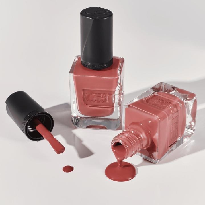 Actual product image Catrice Nagellack Gel Affair 008 Rosywood Hills (008 Rosywood Hills, Gel-Effect Nail Polish)