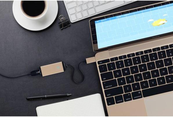 Immagine prodotto Satechi Adattatore da USB-C a Ethernet Oro da USB-C a Ethernet RJ45 (USB-C, RJ45 (1x))