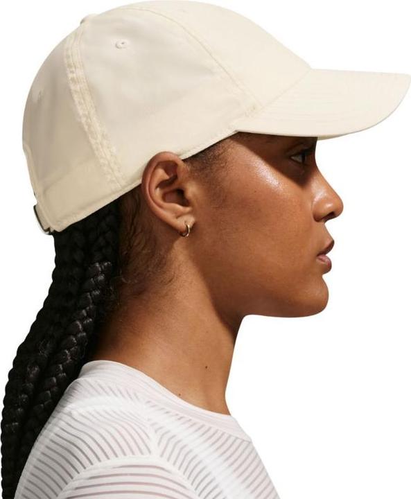 Beige, Creme