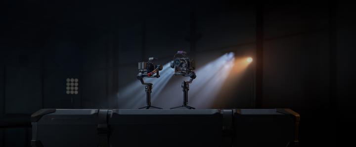 Produktbild DJI RS 4 Pro Combo (Systemkamera, Spiegelreflexkamera, 4.50 kg)