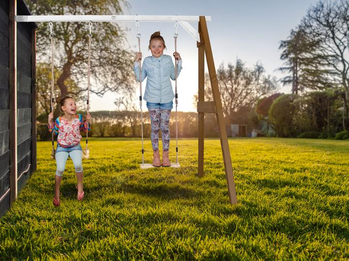 Actual product image Axi Double Attachment Swing Brown/White