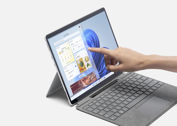 Immagine prodotto Microsoft Surface Pro Signature (CH)