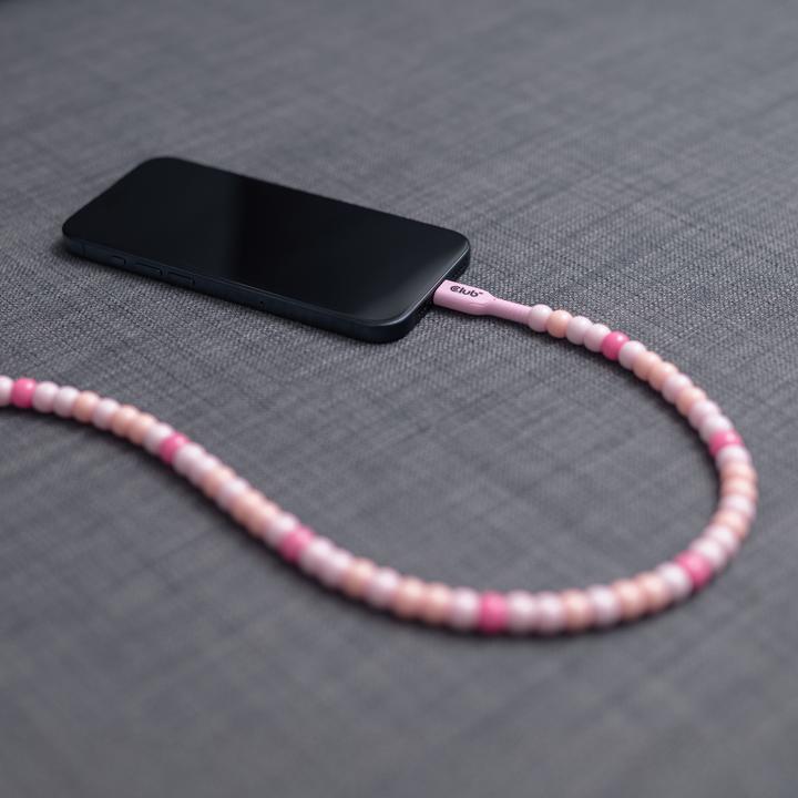 Actual product image Club 3D Club3D Lifestyle USB-C Perlen-Kabel PD60W, rosa (2 m, USB 2.0, 60 W)