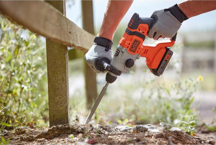 Actual product image Black & Decker BCD900BXJ (Hammer drill driver)