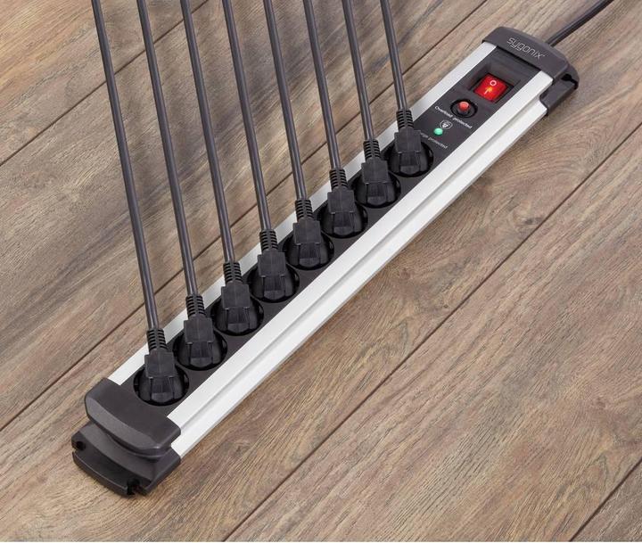 Actual product image Sygonix SY-4755614Surge protection socket strip silver black earthing contact 1 pc. (8x, CEE 7/3, 1.40 m)