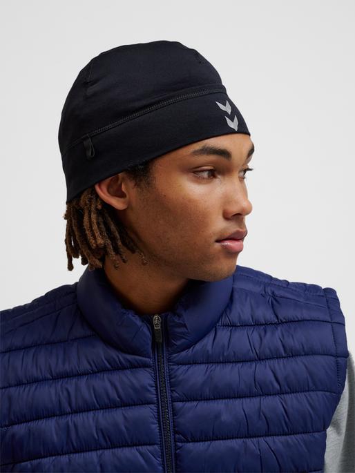Actual product image hummel hmlPERFORMANCE BEANIE (One size)